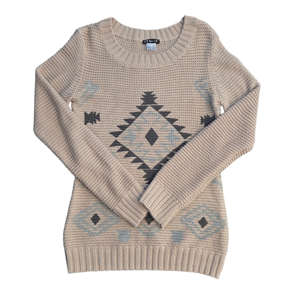 VENUS Sweaters - Venus beige knit sweater featuring a gray and light blue geometric, Sz S